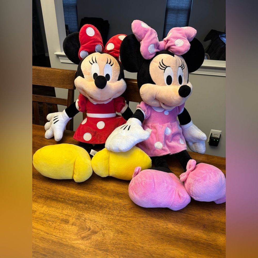 Disney Minnie Mouse Plush Pair - Red and Pink